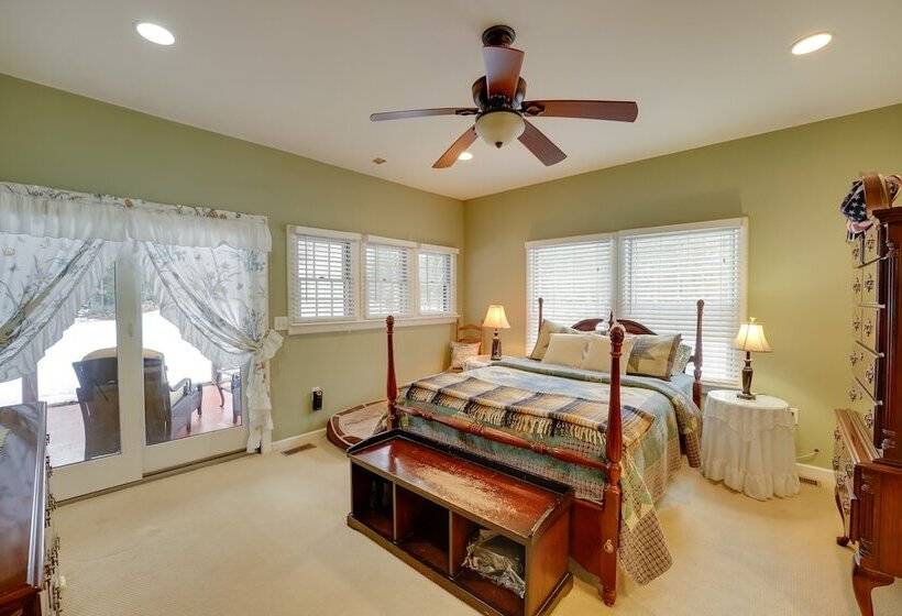 Riverfront Luther Cottage W/ Year Round Trail!