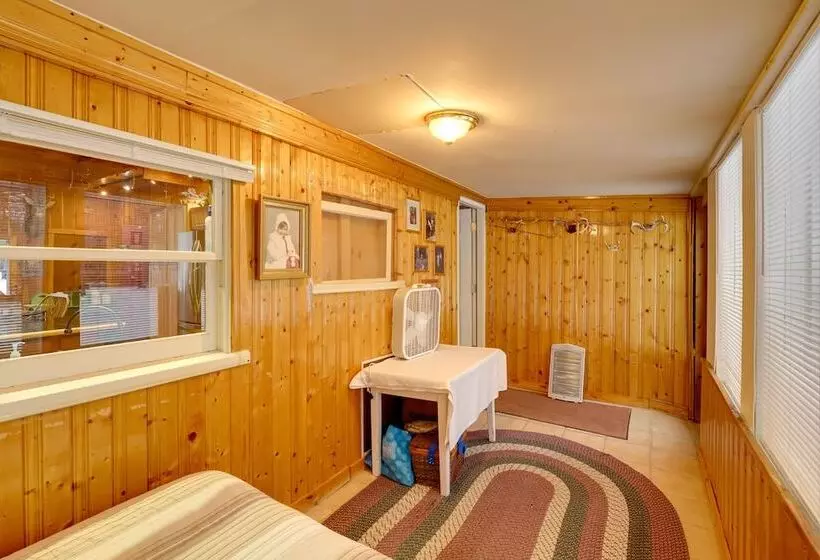 Riverfront Luther Cottage W/ Year Round Trail!