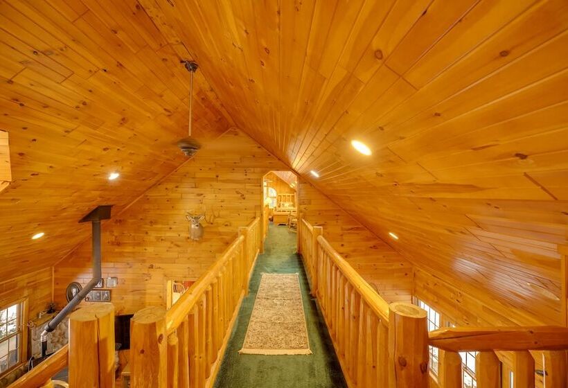 Riverfront Luther Cottage W/ Year Round Trail!