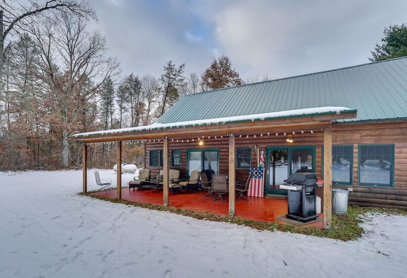 Riverfront Luther Cottage W/ Year Round Trail!