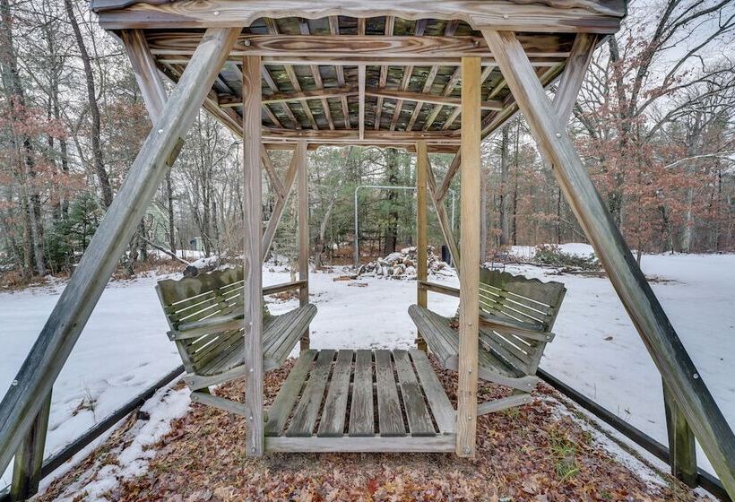 Riverfront Luther Cottage W/ Year Round Trail!