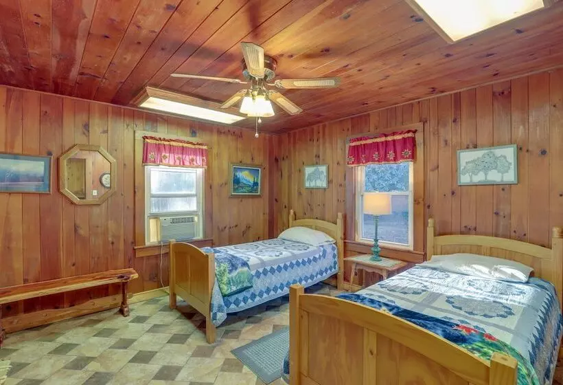 Dog Friendly Burnsville Home W/ Patio & Trails!