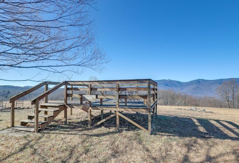 Dog Friendly Burnsville Home W/ Patio & Trails!