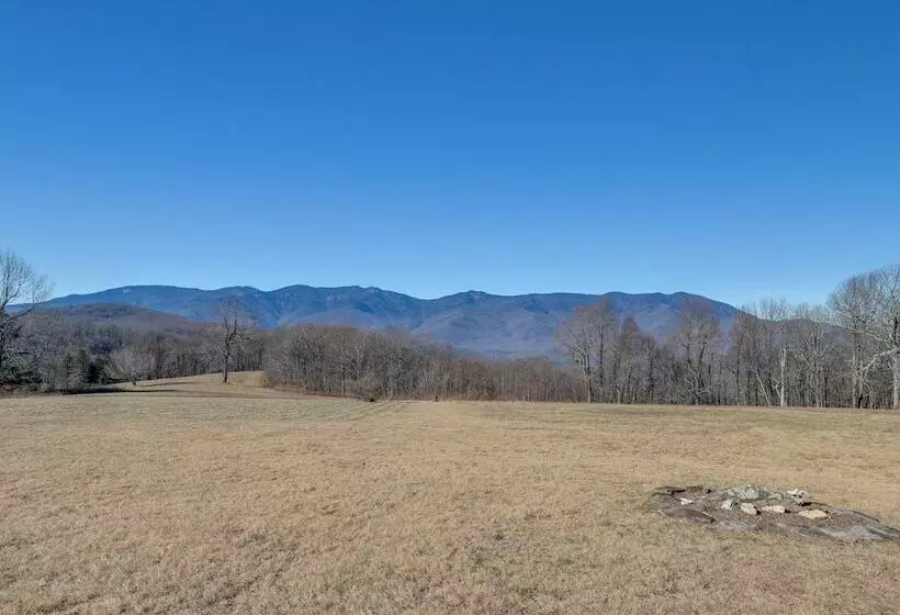 Dog Friendly Burnsville Home W/ Patio & Trails!