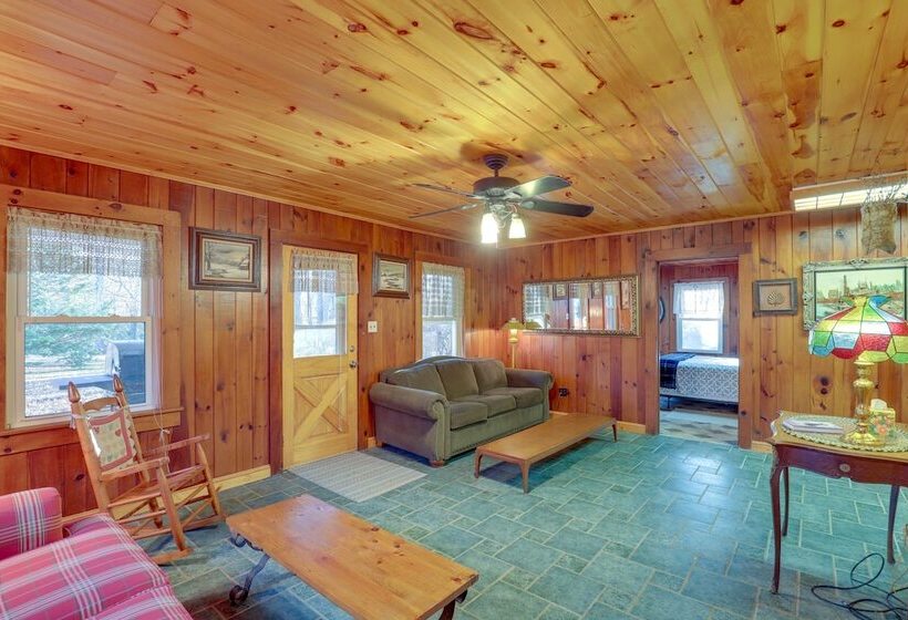 Dog Friendly Burnsville Home W/ Patio & Trails!