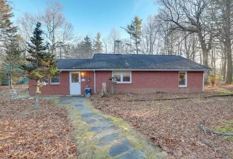 Dog Friendly Burnsville Home W/ Patio & Trails!