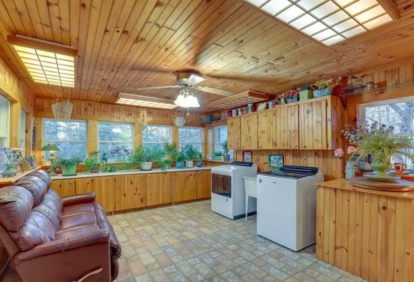 Dog Friendly Burnsville Home W/ Patio & Trails!