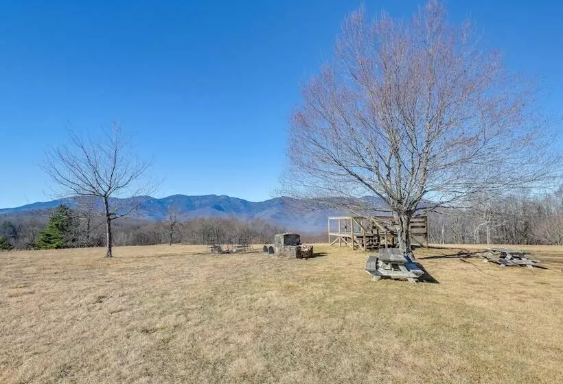 Dog Friendly Burnsville Home W/ Patio & Trails!