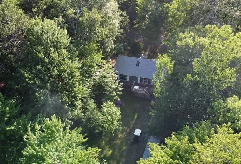 Secluded Wisconsin Cottage W/ Nearby Lake Access