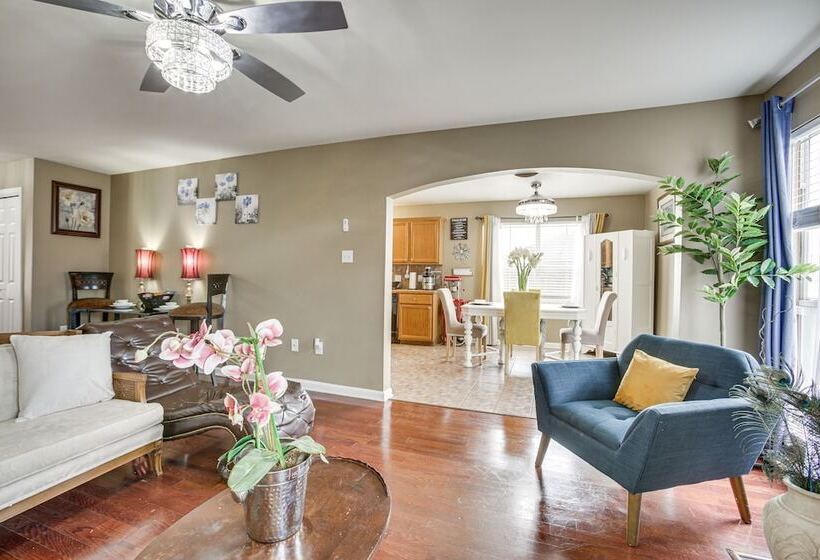 Spacious Family Friendly Home In Denham Springs!