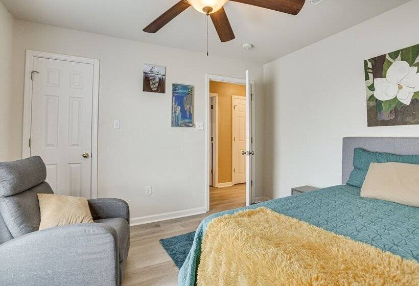 Spacious Family Friendly Home In Denham Springs!