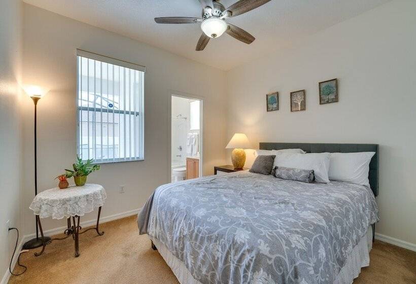 Spacious Kissimmee Villa W/ Private Pool & Hot Tub