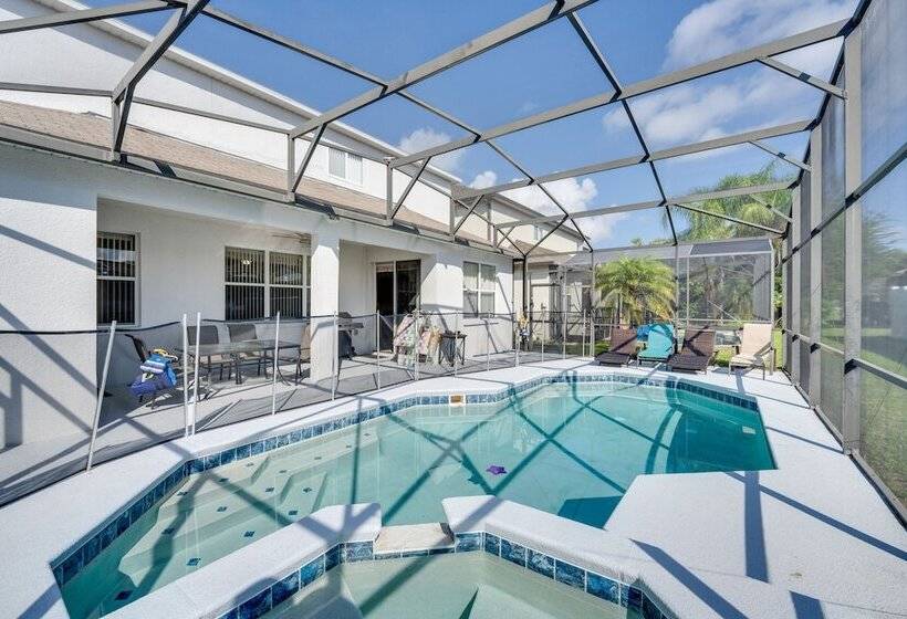 Spacious Kissimmee Villa W/ Private Pool & Hot Tub