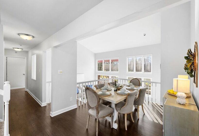 Sun Up, Sun Down By Avantstay Pool W/ Waterfall