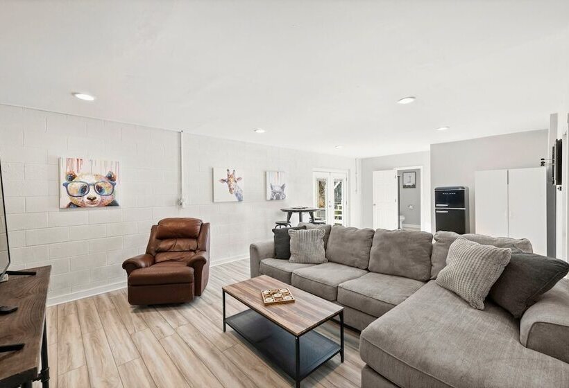 Sun Up, Sun Down By Avantstay Pool W/ Waterfall