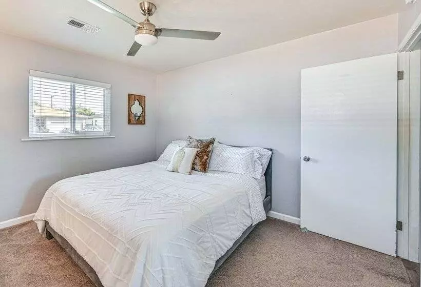 Walkable Chula Vista Home W/ Covered Patio