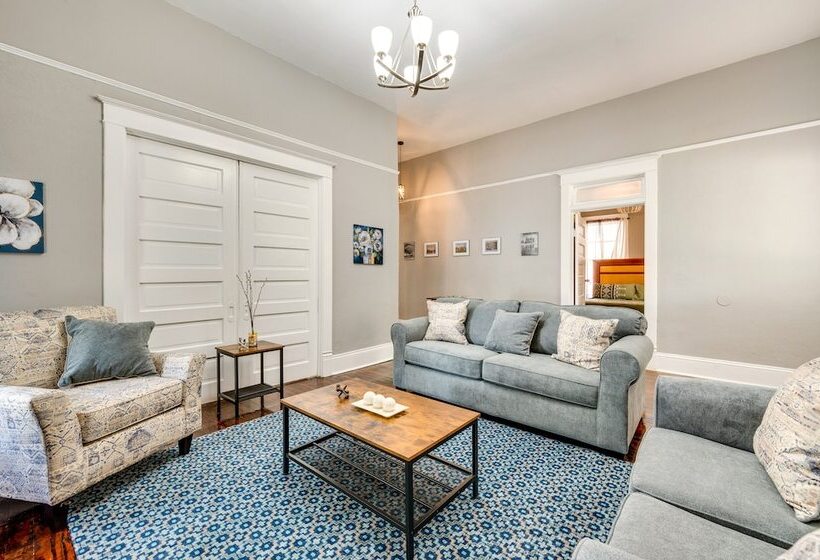 Bright Macon Home W/ Wraparound Deck!