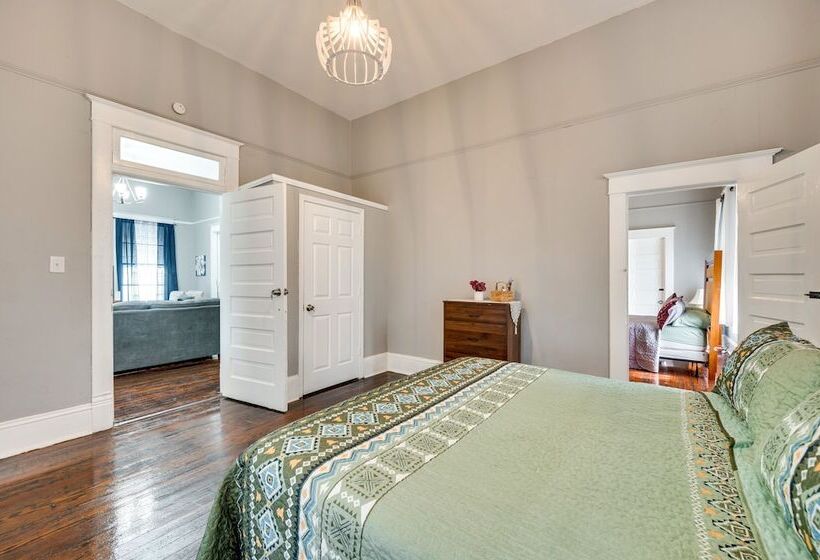 Bright Macon Home W/ Wraparound Deck!