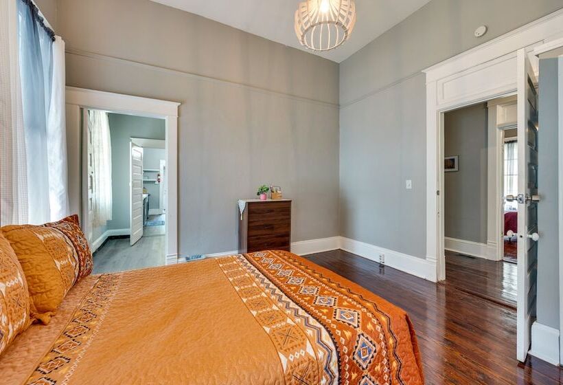 Bright Macon Home W/ Wraparound Deck!