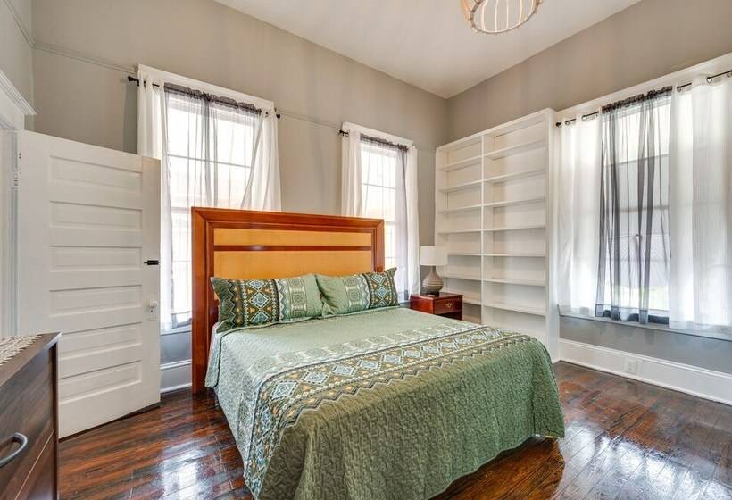 Bright Macon Home W/ Wraparound Deck!