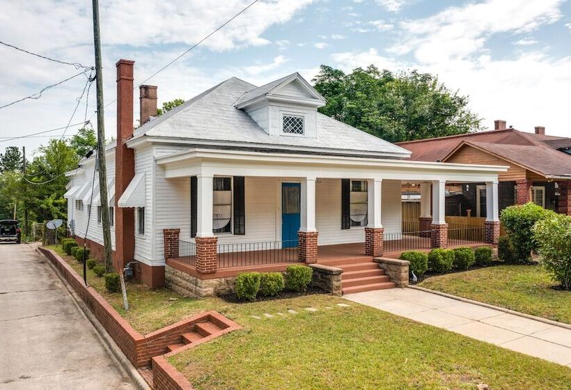Bright Macon Home W/ Wraparound Deck!