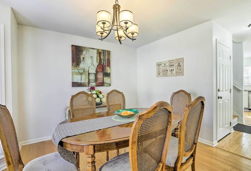 Bright Sugar Hills Home ~ 5 Mi To Lake Lanier