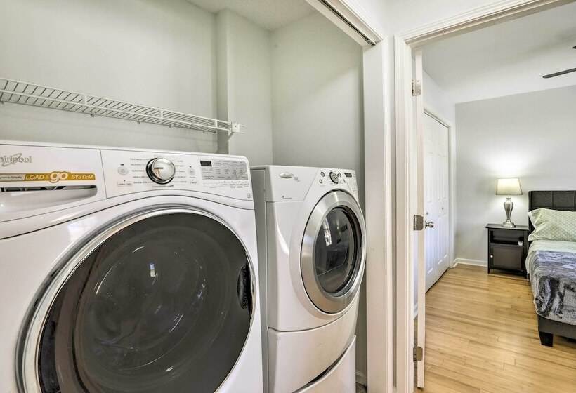 Bright Sugar Hills Home ~ 5 Mi To Lake Lanier