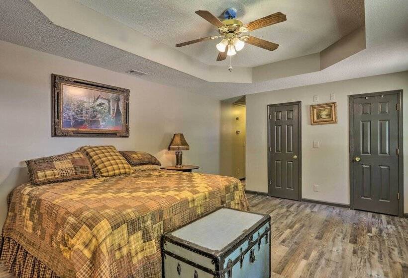 Buckhead Cabin W/ Fireplaces & Private Pool!