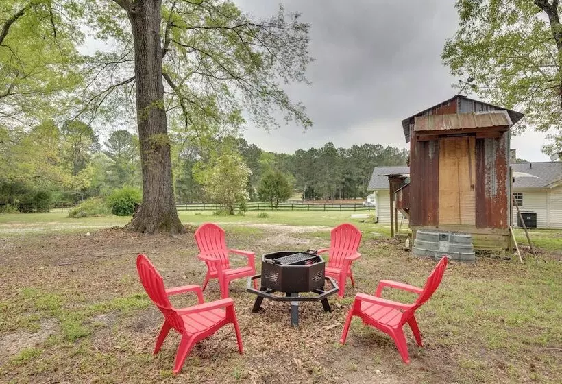 Buckhead Cabin W/ Fireplaces & Private Pool!