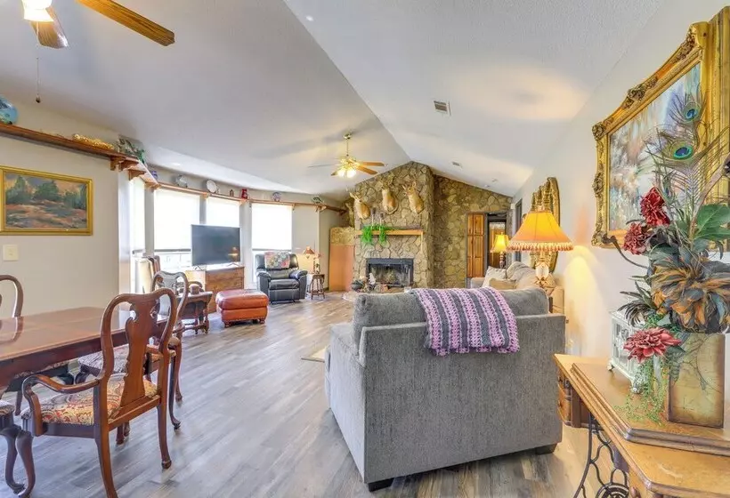 Buckhead Cabin W/ Fireplaces & Private Pool!