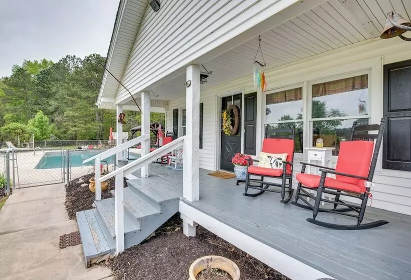 Buckhead Cabin W/ Fireplaces & Private Pool!