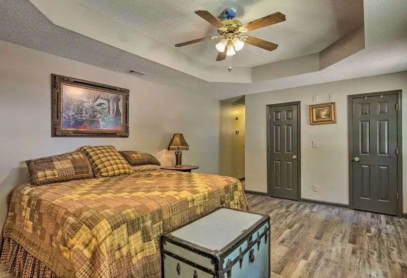 Buckhead Cabin W/ Fireplaces & Private Pool!