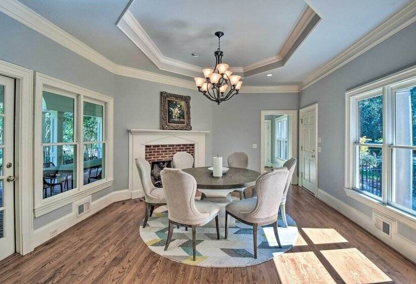 Buford Mansion W/ Pool ~ 14 Mi To Lake Lanier