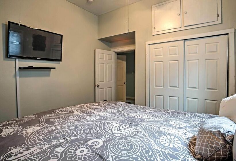 5 Mi To Bourbon Street: Central Nola Home