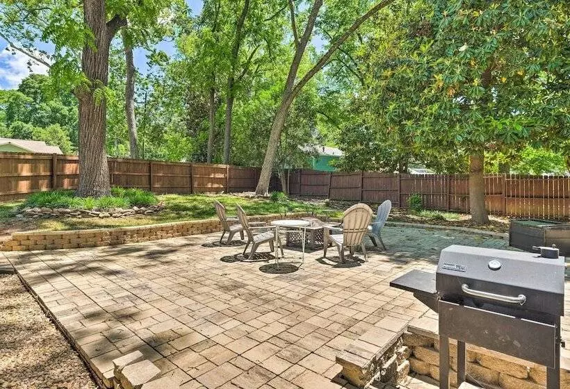 Cheery Cottage W/ Yard < 1 Mile To Marietta Square