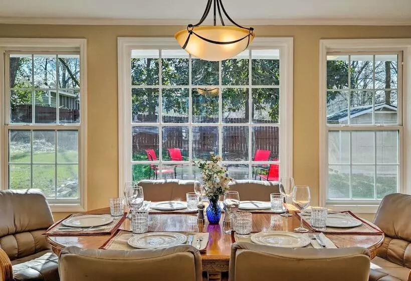 Cheery Cottage W/ Yard < 1 Mile To Marietta Square