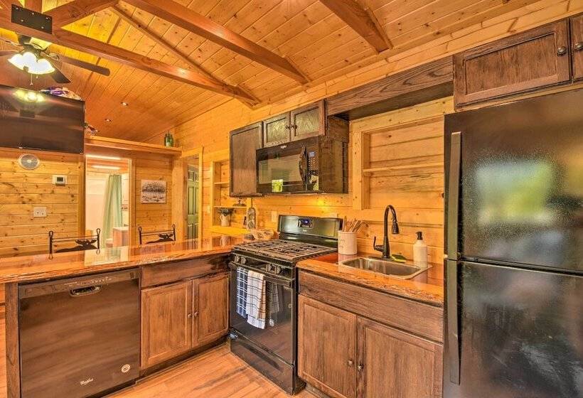 Clayton Retreat W/ Spacious Deck & Mtn Views!