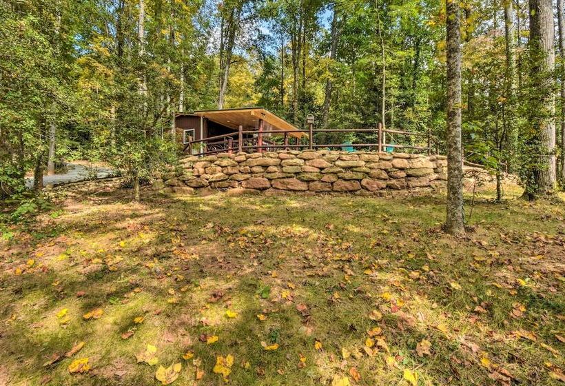 Clayton Retreat W/ Spacious Deck & Mtn Views!