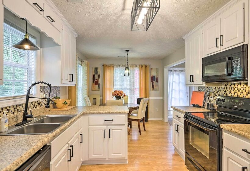 Covington Abode < 30 Mi To Stone Mtn Park!