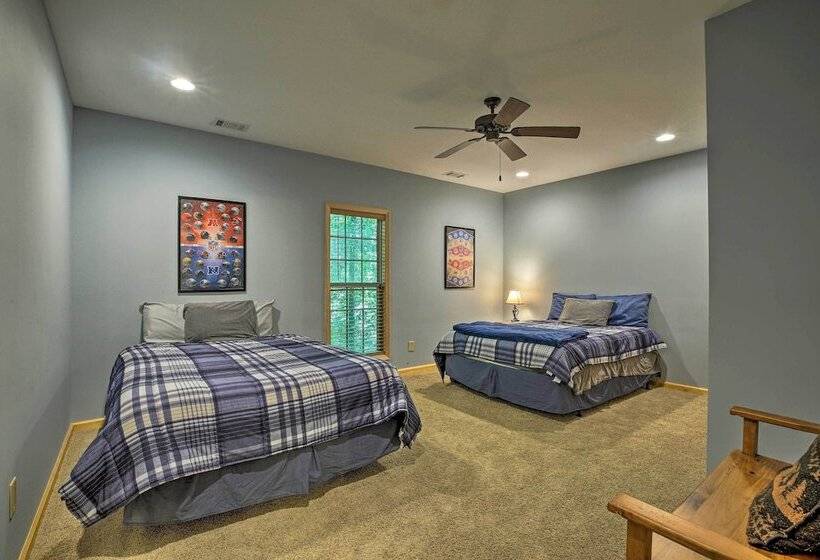 Cozy Cabin W/ Deck, Walk To Wildcat Creek & Dining