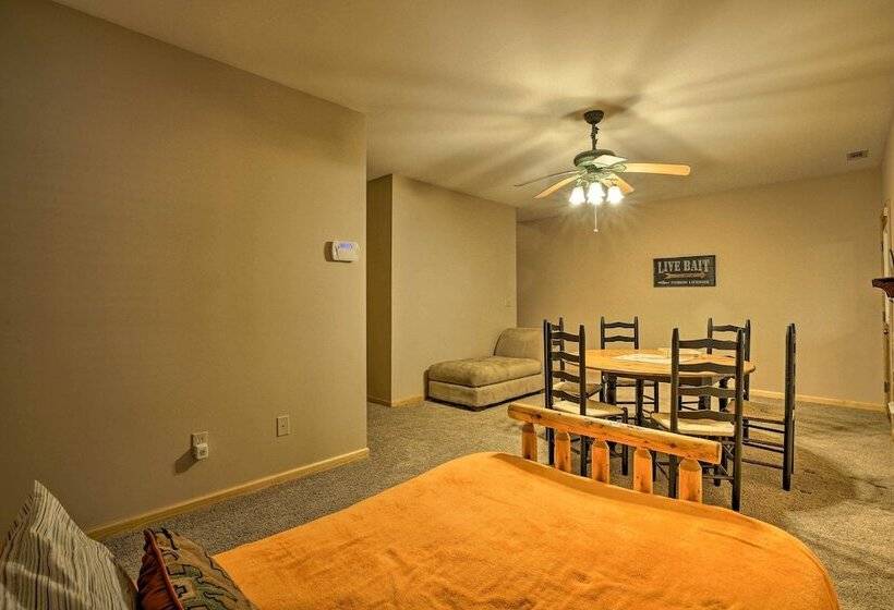 Cozy Cabin W/ Deck, Walk To Wildcat Creek & Dining