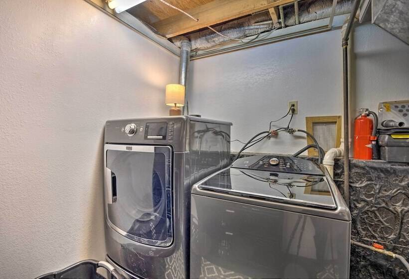 Cozy Co Rocky Mountain Retreat Near Pikes Peak!