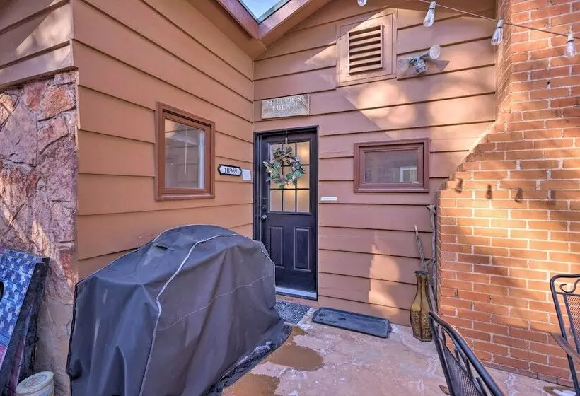 Cozy Co Rocky Mountain Retreat Near Pikes Peak!