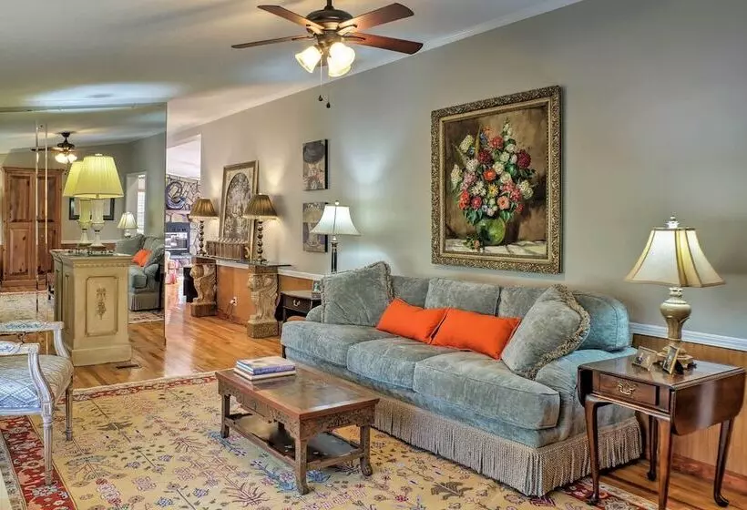 Dog Friendly Georgia Home W/ Grill & Fishing Pond!