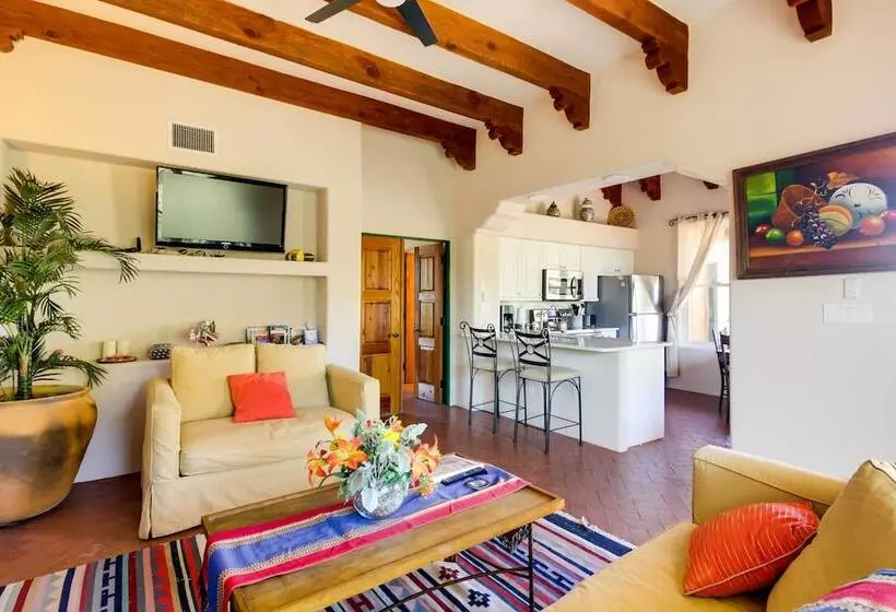 El Diamante  Mtn View Casita W/private Jacuzzi!