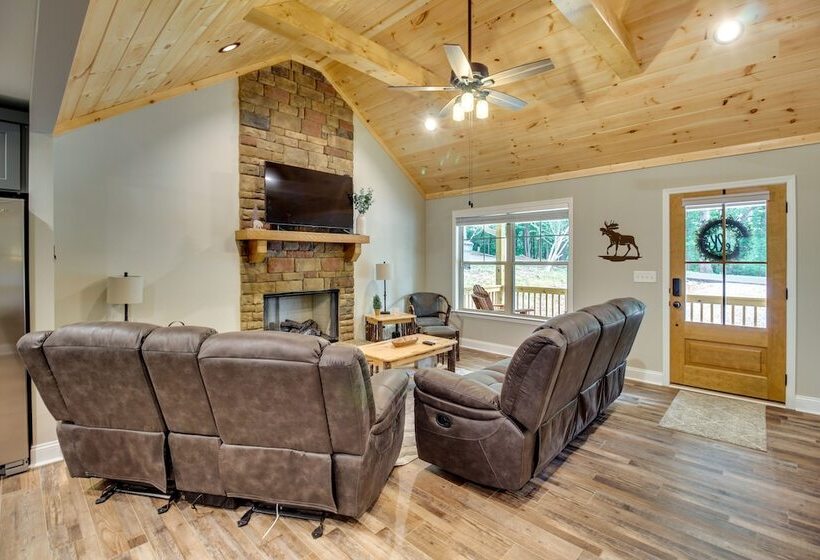 Ellijay Retreat W/ Access To Community Pools!