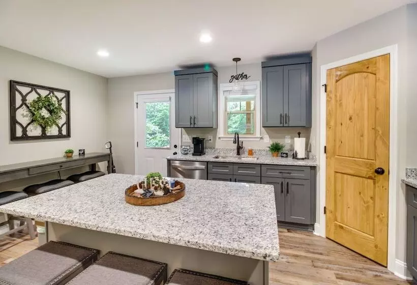 Ellijay Retreat W/ Access To Community Pools!