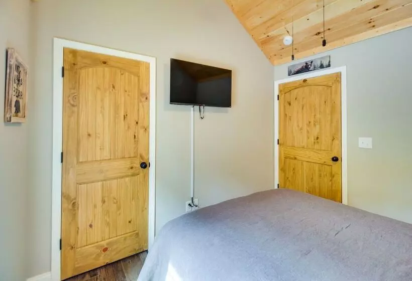 Ellijay Retreat W/ Access To Community Pools!