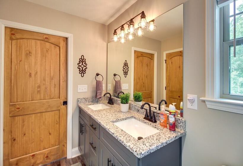 Ellijay Retreat W/ Access To Community Pools!