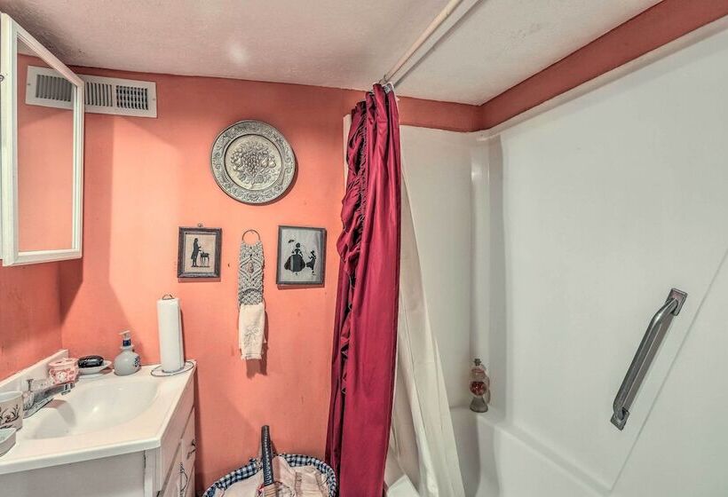 Fairburn Area Home W/ Deck ~ 20 Mi To Atlanta